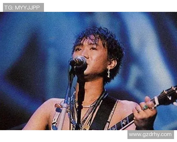 德国足球传奇6号球星风采展现 光辉岁月与卓越技艺的完美融合