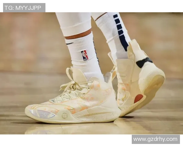 穿李宁足球鞋的球星们如何在赛场上展现独特魅力与实力